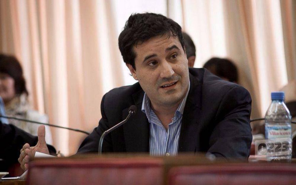 Abad: �Hay que convertir a Mar del Plata en la capital tur�stica del pa�s�