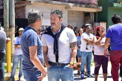 Empezaron los gui�os por el PJ: Zabaleta y Men�ndez inauguraron una obra juntos