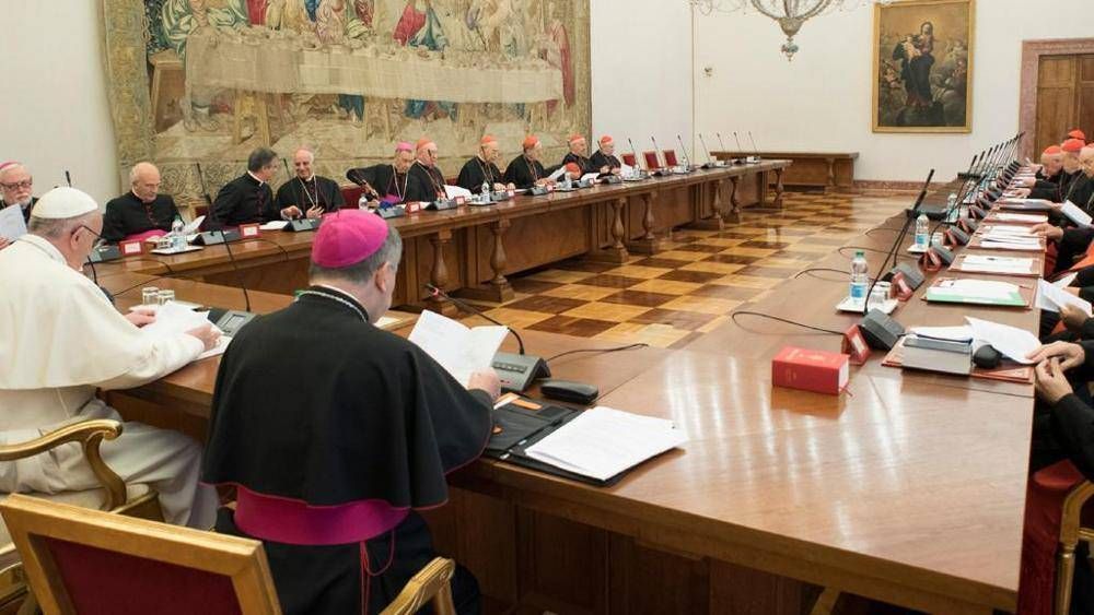 El Papa discute sobre formaci�n de sacerdotes con los encargados de los dicasterios