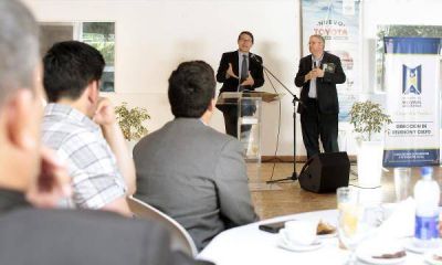 Empresarios y lideres junto a Andr�s Palau en la previa del 