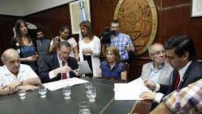 Se suman m�s y mejores servicios para los jubilados universitarios