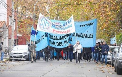 Se acerca diciembre y los municipios se prenden fuego: cu�les son los jefes comunales incendiados
