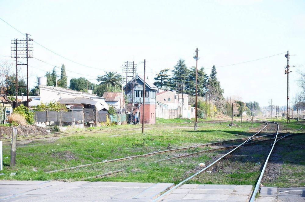 Una semana sin trenes por la obra de la Autopista 5
