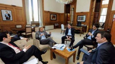 El Gobernador electo Gerardo Zamora y el Ministro de Econom�a Atilio Chara se reunieron con el Ministro de Hacienda Dujovne