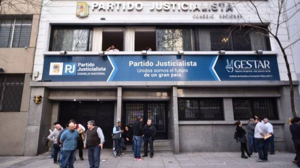 Intensas reuniones en el PJ en bsqueda de una lista de unidad, que por ahora no sale