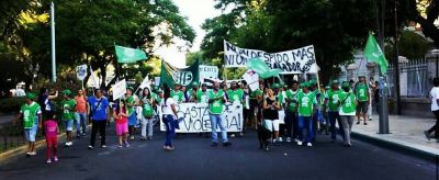 Gatica, de ATE: �Los trabajadores tenemos malas noticias todos los d�as�