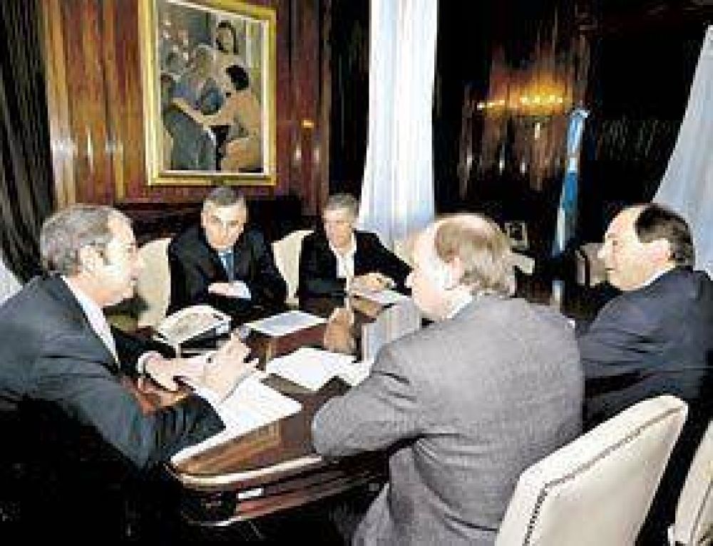 Ley de Medios: la UCR le pedir� a Cobos que ampl�e el debate