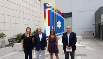 Senadores bonaerenses y la DAIA acordaron trabajo en conjunto sobre el control de Grupos con orientaci�n Neo Nazi