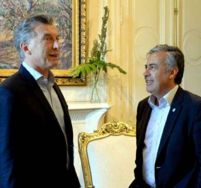 Cornejo obligado a modificar leyes por el Pacto Fiscal