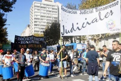 Judiciales: convocan a paro de trabajadores de Mandamientos y Notificaciones