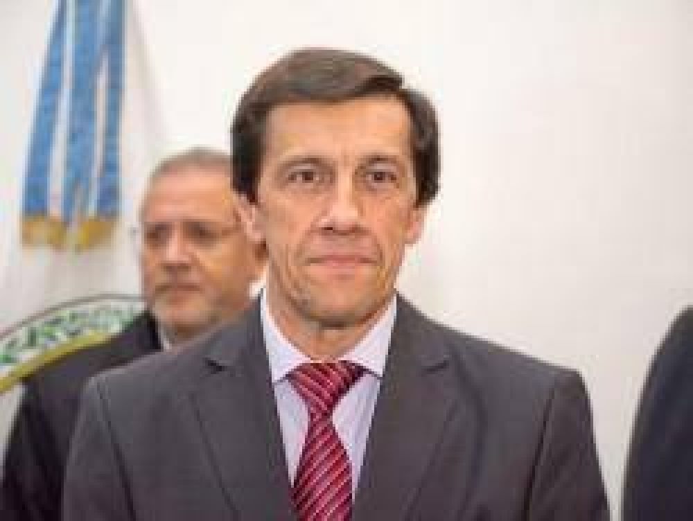 Carlos Sadir presentar� su renuncia al Concejo Deliberante de San Salvador de Jujuy