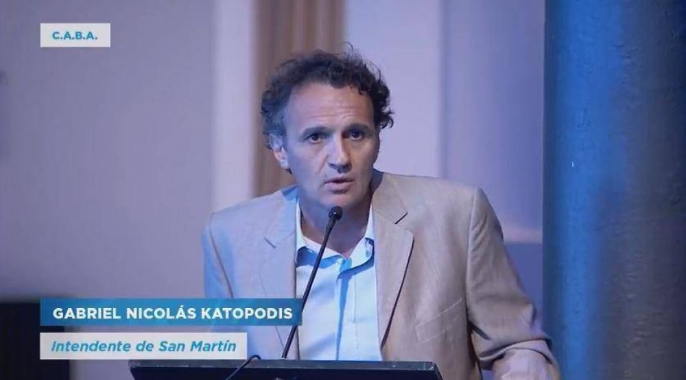 Katopodis critic� al gobierno por un nuevo aumento de las tarifas