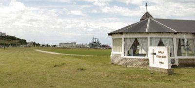 El Obispo Castrense presidi� una Misa en la Base Naval