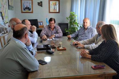 El Concejo y CORPICO se comprometen a sostener el di�logo