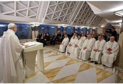 Papa: las colonizaciones ideol�gicas son formas de persecuci�n