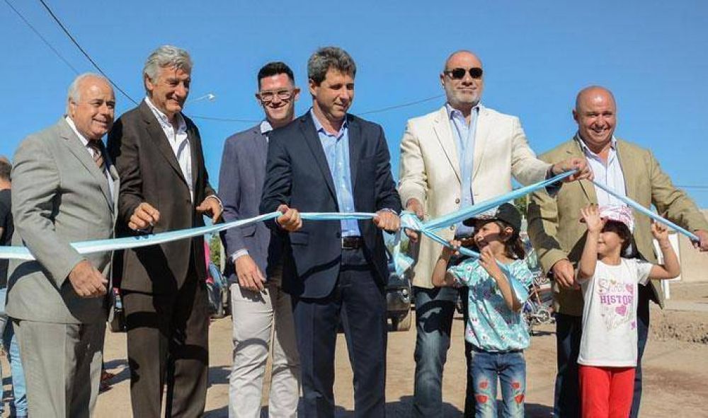 Entregaron nuevo barrio financiado 100% por la Provincia