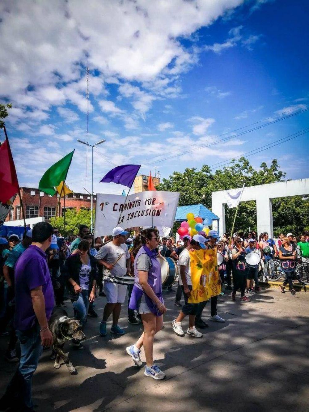 Caminata por la inclusi�n para informar a la sociedad