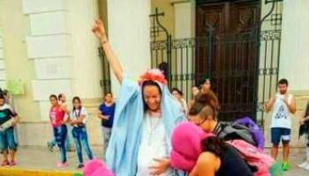Parodia de aborto de la Virgen en Argentina fue ataque a cristianos, reconoce INADI
