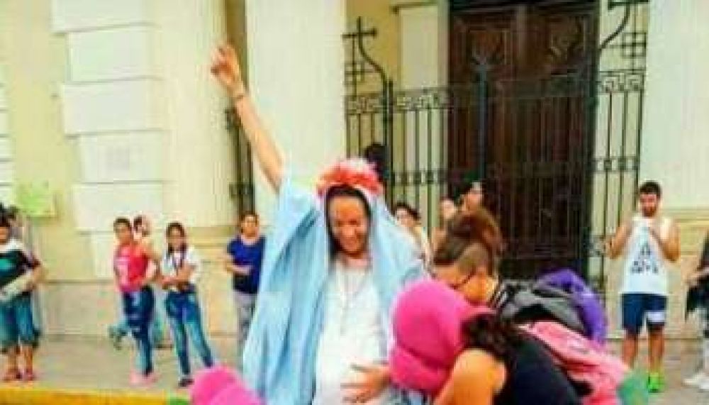 Parodia de �aborto� de la Virgen en Argentina fue ataque a cristianos, reconoce INADI