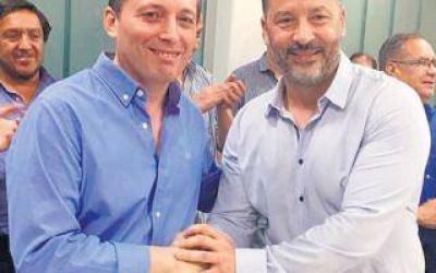 Se calienta la interna del PJ bonaerense: Gray y Men�ndez buscan destronar a Espinoza