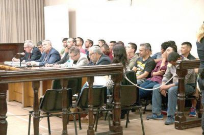 Piden que se cite a referentes nacionales y locales de UOCRA