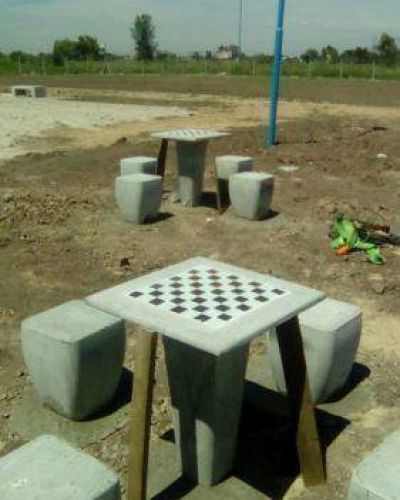 Construyen en Santa Catalina otro parque completo para los lomenses