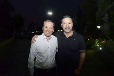 Abrazado a la unidad del PJ, Men�ndez muestra sus cartas de cara a 2019: �Candidato a Gobernador?