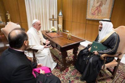 Arabia Saud�: El Papa recibe al ministro consejero Abdullah bin Fahad Al Eidan
