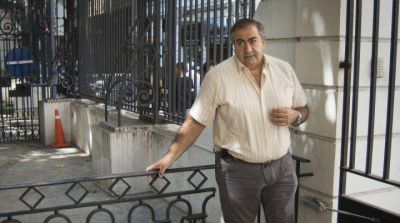 Triunviro de la CGT dispar� contra intentos de �someter a los sindicatos al poder de turno�