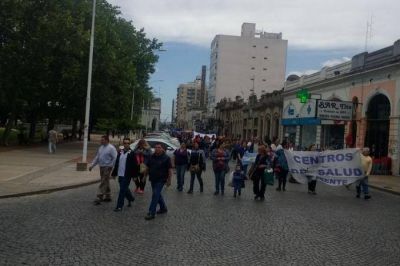 En Tandil, enfermeros exigen un aumento del 35%, pero el municipio les ofrece un 15