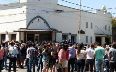 25 de Mayo: ltimo adis a Santiago Maldonado junto a Madres de Plaza de Mayo