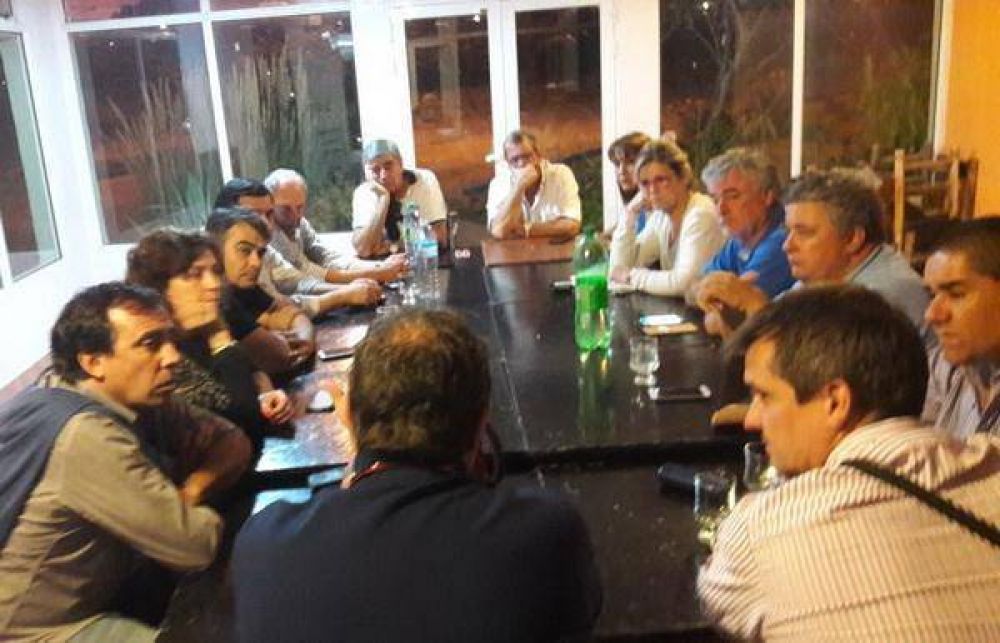 Altolaguirre, en Las Grutas con intendentes