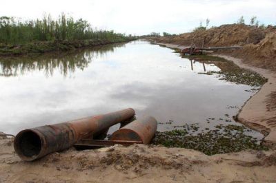 Gestionan financiamiento para nuevas obras de defensa