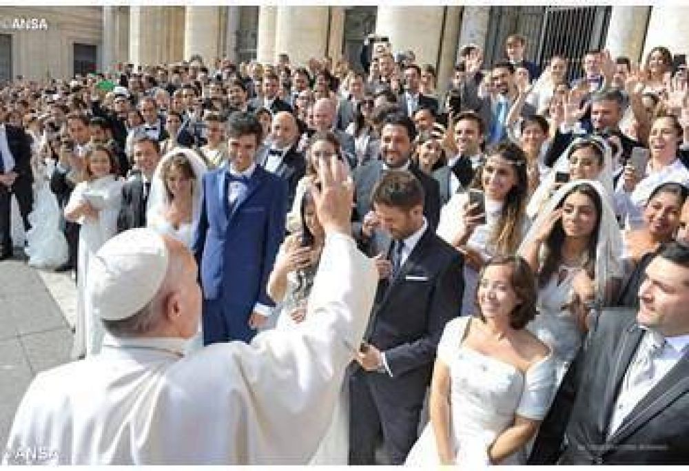 Papa: sinodalidad de la Iglesia y misericordia en el nuevo proceso matrimonial