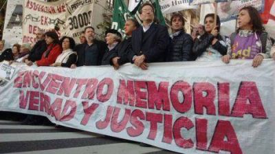 Convocatoria a una marcha a Plaza de Mayo