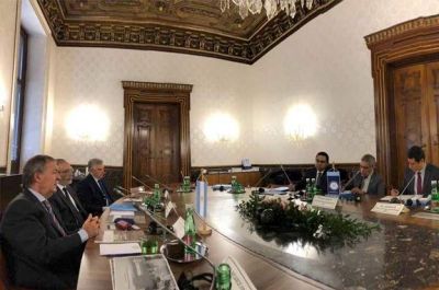 Schiaretti busca financiamiento en Europa para obras de infraestructura en la provincia