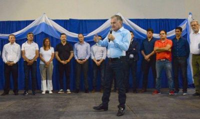 Lejos de la unidad, el peronismo multiplica sus bloques en la Legislatura