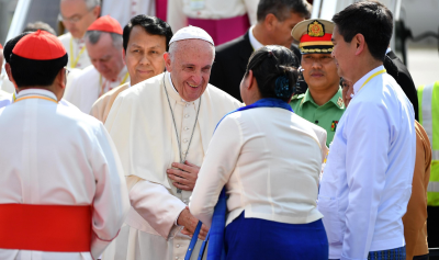 Myanmar: fuera de agenda, el Papa se reuni� con el jefe del Ej�rcito