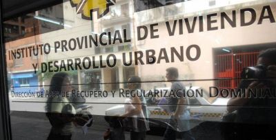 M�s de 100 familias esperan su vivienda