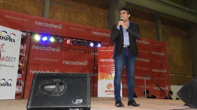 L�pez encabez� el acto de apertura de las Olimpiadas de las Obras Sociales