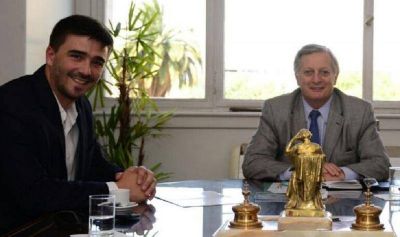 Galli estuvo con Aranguren pero no hablaron del sideral aumento en las boletas de gas