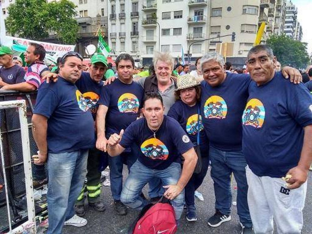 Los municipales de Vicente Lpez presentes en la marcha contra la reforma laboral