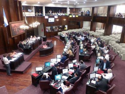 Diputados aprob� el aumento de impuestos para el 2018