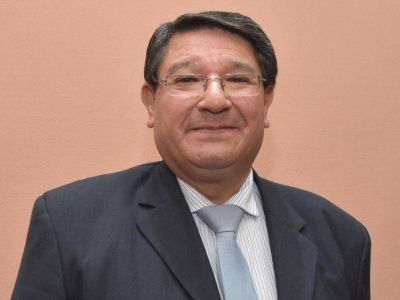 De los R�os dijo que no tiene pensado renunciar y revel� cu�l es su sueldo y el aporte partidario