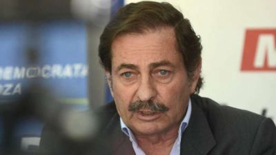 La UCR gan� una semana para convencer a Niven