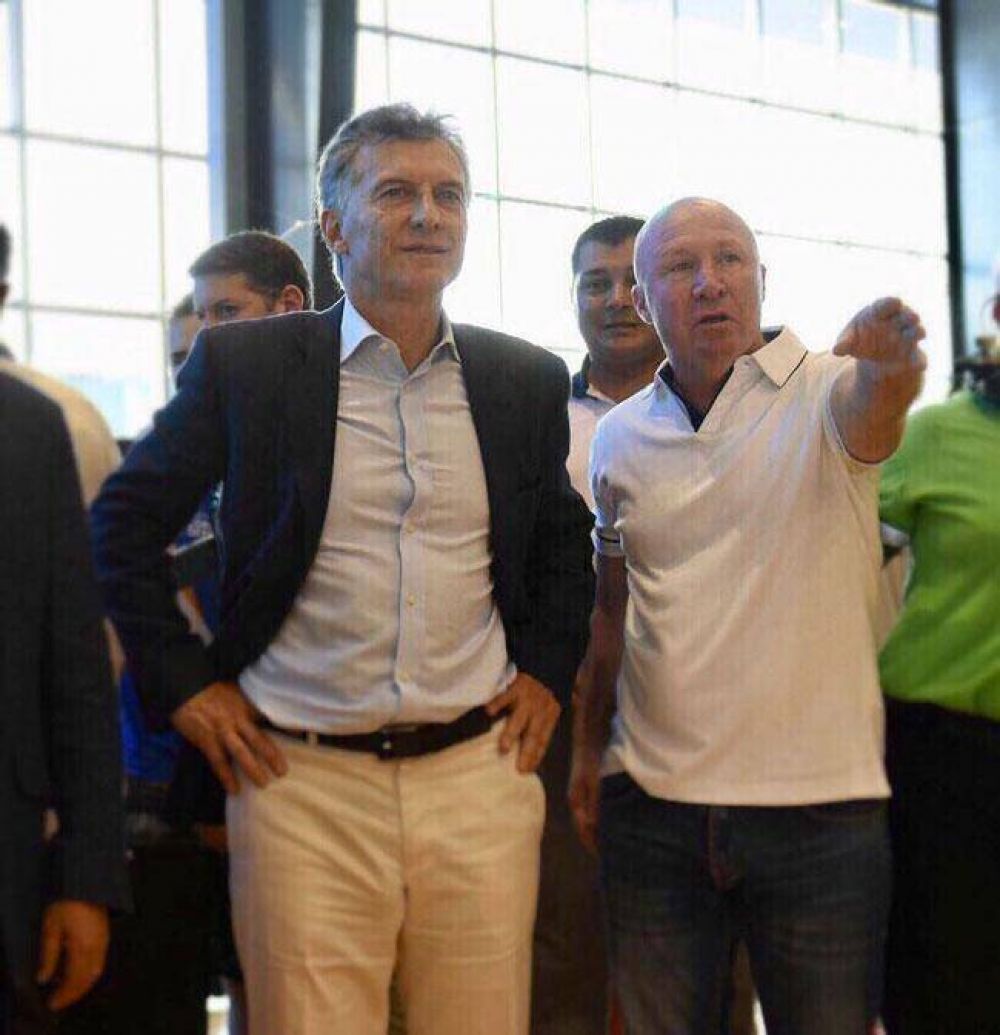Mac Allister se sac� una foto con Macri y habla de �fuerte apoyo�