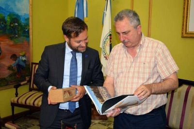 PASSALACQUA RECIBI� AL EMBAJADOR DE FINLANDIA