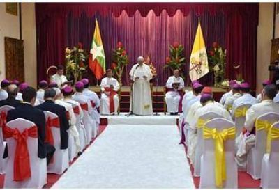 El Papa a los Obispos de Myanmar: �Pastores constructores de paz y unidad�