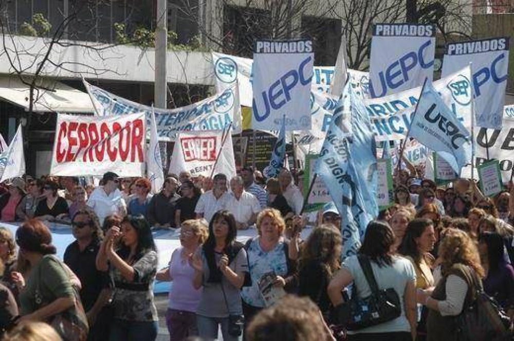 Sueldo a estatales: UEPC lo rechaza, el SEP espera precisiones