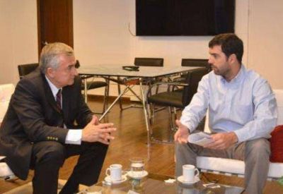 BASAVILBASO SE REUNI� CON MORALES